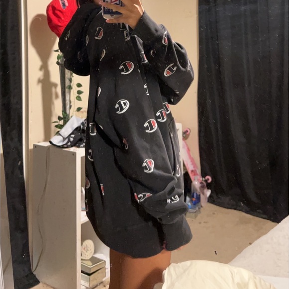 champion XL hoodie - Picture 3 of 3